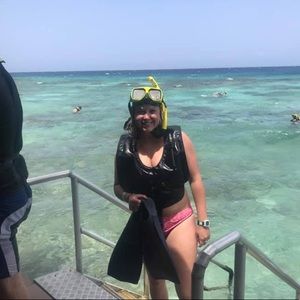 Meet your Posher, Avery